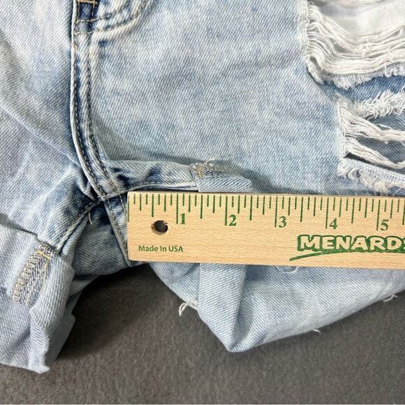 Kancan Women's Distressed Cut-Off Jean Shorts Light Blue Size XL - Picture 8 of 13